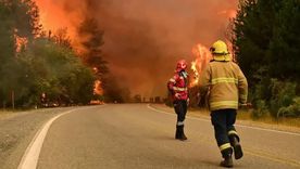 Continúan los incendios en Chubut Continúan los incendios en Chubut