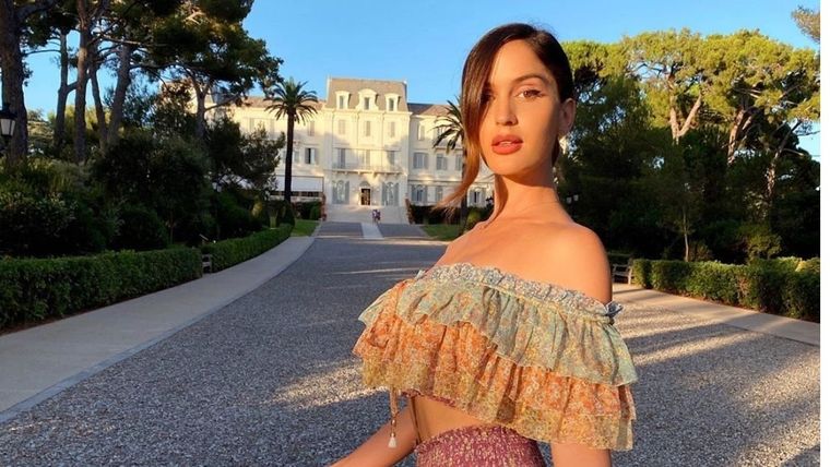 La ex de Maluma paralizó las redes con una sesión de fotos fuera de serie y ¡mira lo que mostró!