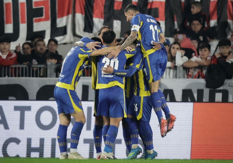 Rosario Central llega muy bien parado a la serie de octavos ante Corinthians.