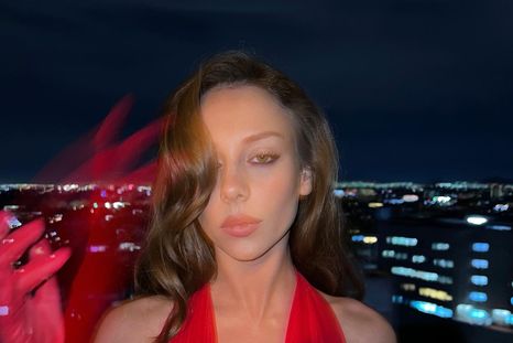 Ester Expósito deja poco a la imaginación al enseñar su hermosa silueta