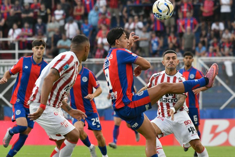 San Lorenzo empató con Instituto en el Nuevo Gasómetro.