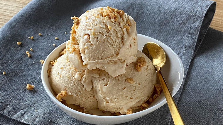 Receta de helado de turrón con textura súper cremosa
