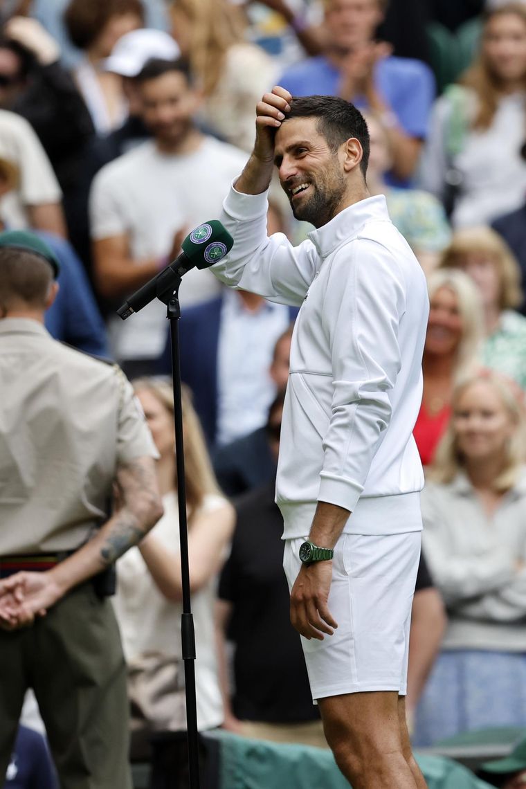 Novak Djokovic se clasificó a cuartos de Wimbledon. Foto: EFE