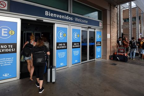Cayó fuertemente la llegada de turistas por el aeropuerto de Mendoza y de ahí los gastos en dólares.&nbsp;