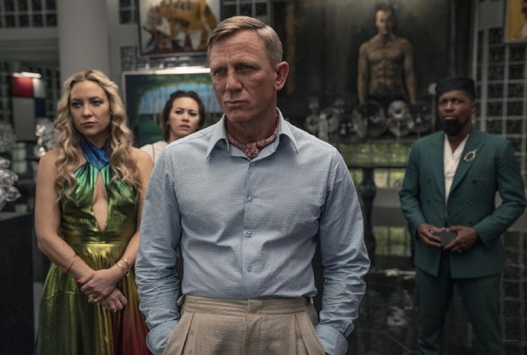 NETFLIX. Cebolla de cristal: un misterio de puñales por la espalda