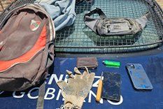 Los elementos que le secuestraron al presunto autor del asalto en Guaymallén.&nbsp;