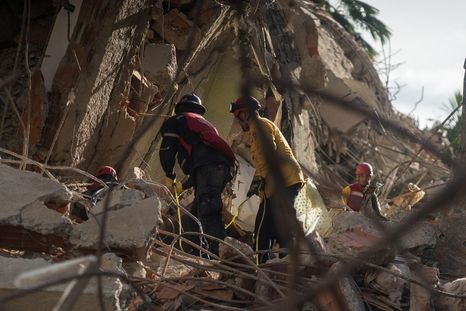 el conmovedor relato de un rescatista argentino que trabaja entre los escombros en venezuela el conmovedor relato de un rescatista argentino que trabaja entre los escombros en venezuela