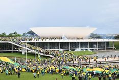 Momentos de tensión en el Congreso de Brasil. Foto: Télam Momentos de tensión en el Congreso de Brasil. Foto: Télam