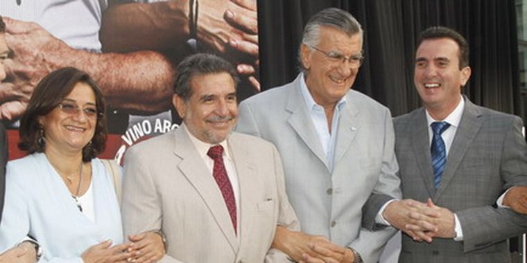 Los gobernadores promocionados con Paco Pérez. Foto: MDZ