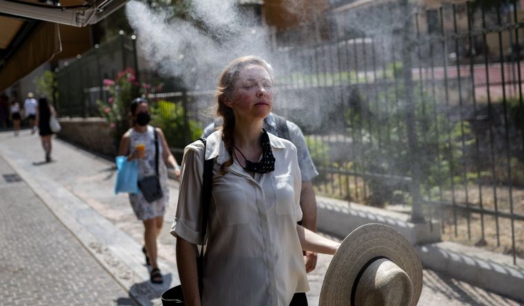 La ola de calor acarrea una mayor contaminación. Foto: Dpa.