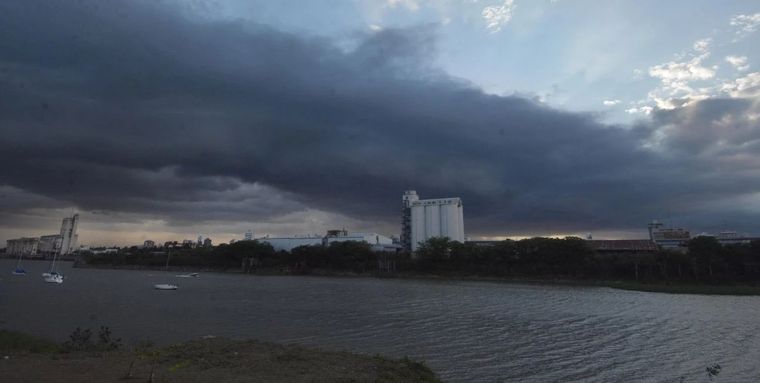 La tormenta de Santa Rosa afecta principalmente a los provincias de la Cuenca del Plata, las costas del Mar Argentino y las provincias del Centro Foto: El Litoral