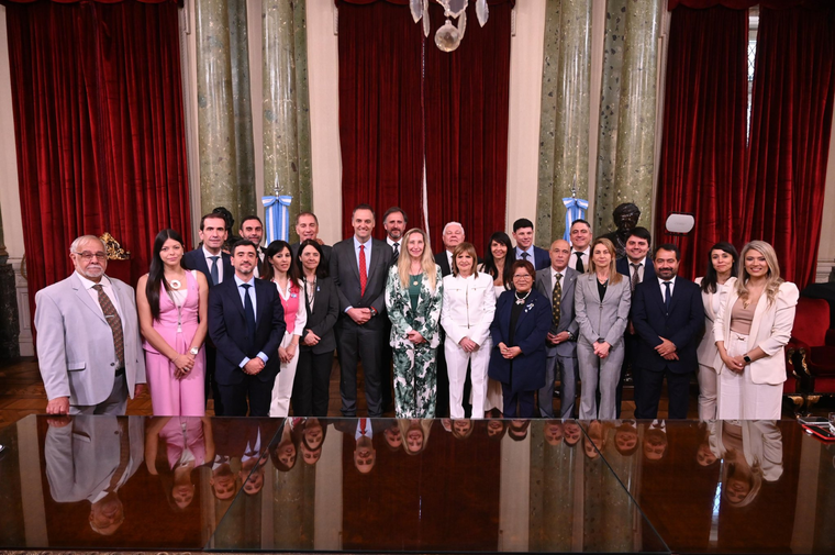 El Senado será testigo de un nueva configuración política con Patricia Bullrich y Victoria Villarruel como protagonistas.&nbsp;