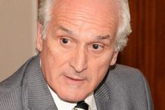 Carlos Cruz