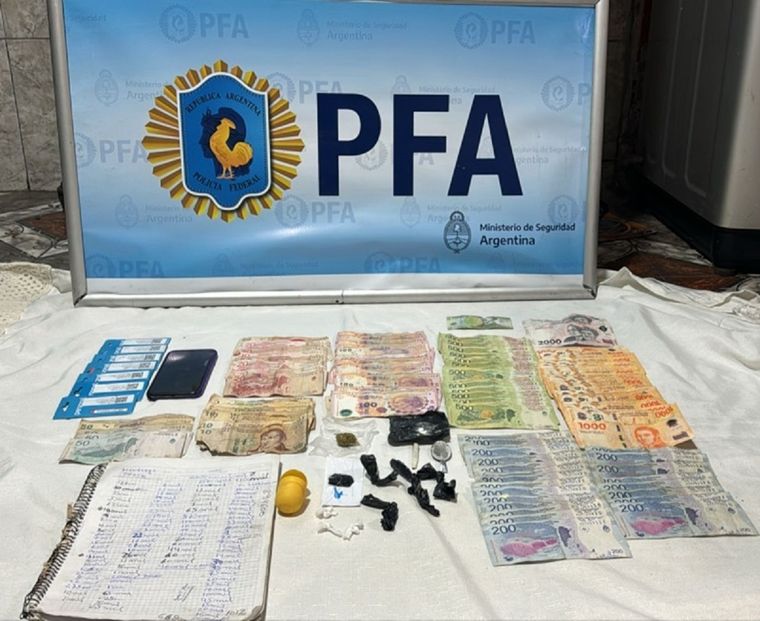 La PFA desbarató un búnker de drogas que operaba en pleno centro mendocino Foto: Policía Federal Argentina