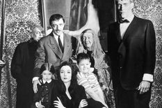 Los Locos Addams tiene 2 temporadas y 64 episodios. Los Locos Addams tiene 2 temporadas y 64 episodios.