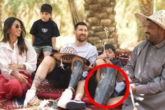 El crack argentino completó el diseño de su tatuaje que incluía el escudo del Barcelona.