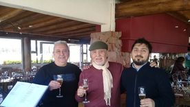 Ricardo Vaccari, Pocho Sosa y Mario Galván en la previa de una presentación de Pocho Sosa Trío. Foto: gentileza de Ricardo Vaccari. Ricardo Vaccari, Pocho Sosa y Mario Galván en la previa de una presentación de Pocho Sosa Trío. Foto: gentileza de Ricardo Vaccari.