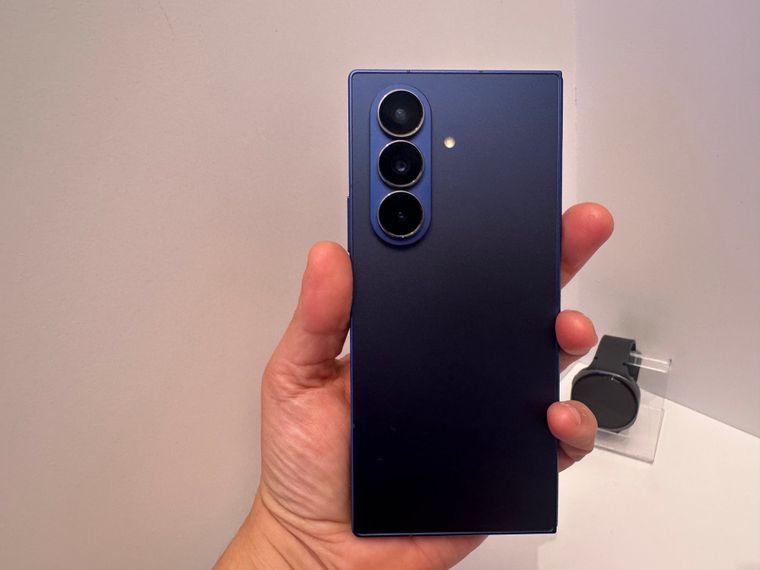 El futuro Galaxy Fold ancho cambiaría el diseño clásico de Samsung.