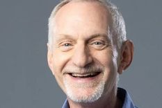 Robert Waldinger: Seguir a las mismas personas desde que son adolescentes hasta la vejez y la muerte es algo que no ha sido hecho antes. Foto: GENTILEZA ROBERT WALDINGER