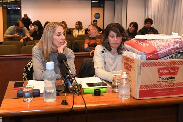 Las representantes de la fiscalía en el segundo juicio por el femicidio de Anahí Benítez Foto: Télam