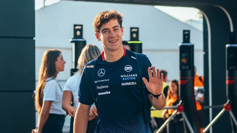 Colapinto llega motivado a Bakú. Foto: @WilliamsRacing