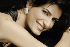 Cecilia Milone cumplió 55 años y fue sorprendida por sus amigos con una emotiva fiesta. Foto: Wikipedia Cecilia Milone cumplió 55 años y fue sorprendida por sus amigos con una emotiva fiesta. Foto: Wikipedia