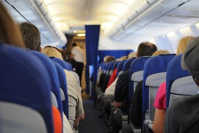 MDZol | Las emergencias médicas a bordo de un avión requieren de mucha pericia por parte de la tripulación. Foto: Pixabay