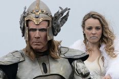 Estrenada en el 2020, esta producción cuenta con los mejores actores de comedia Foto: Netflix