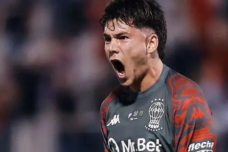 Blondel es titular indiscutido en el Huracán de Diego Martínez, que en su también momento lo llevó a Boca. Blondel es titular indiscutido en el Huracán de Diego Martínez, que en su también momento lo llevó a Boca.