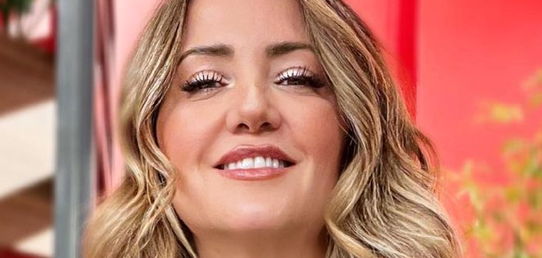 Andrea Legarreta es una de conductoras más queridas de Latinoamérica. Foto: Instagram @andrealegarreta
