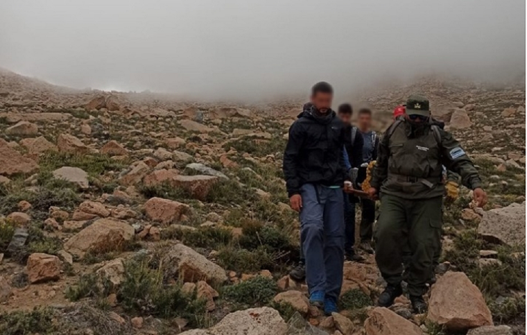 El traslado de la víctima Foto: Gendarmería Nacional