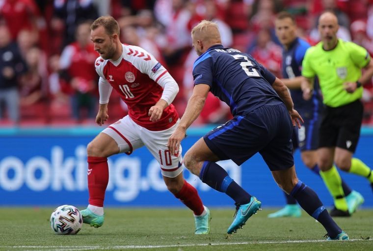 El danés sigue bajo supervisión médica,