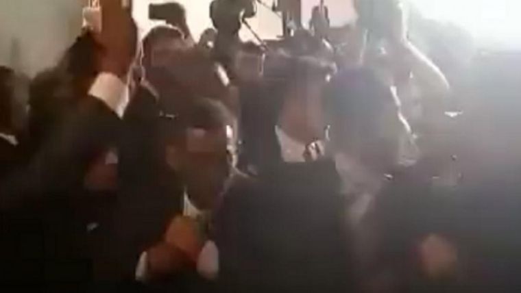 Custodios de Nicolás Maduro agredieron a periodistas en la cumbre de presidentes en Brasilia Foto: Noticias Argentinas