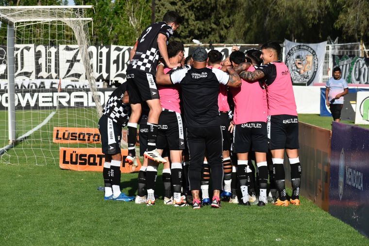 El Lobo da pelea en su zona. Foto: Prensa Gimnasia
