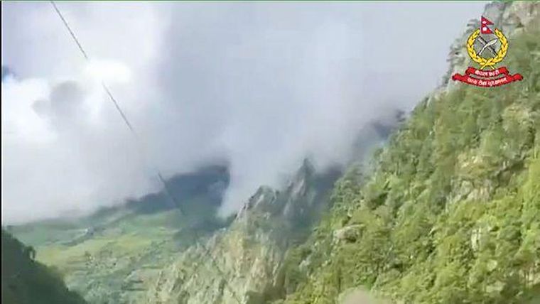 La avalancha de agua, barro y rocas arrasó con todo a su paso. La avalancha de agua, barro y rocas arrasó con todo a su paso.