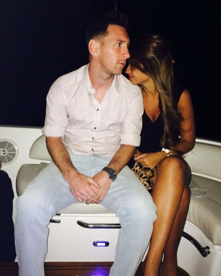 Roccuzzo le dedicó unas románticas palabras al futbolista. Roccuzzo le dedicó unas románticas palabras al futbolista.