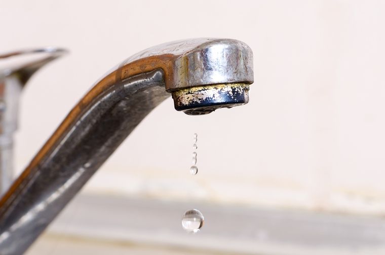 Aguas Mendocinas advirtieron la posibilidad de cortes en el servicio de agua potable.&nbsp;