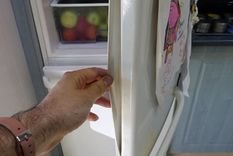 El hombre guardaba su peor secreto en el refrigerador Foto: Limpiezapedia