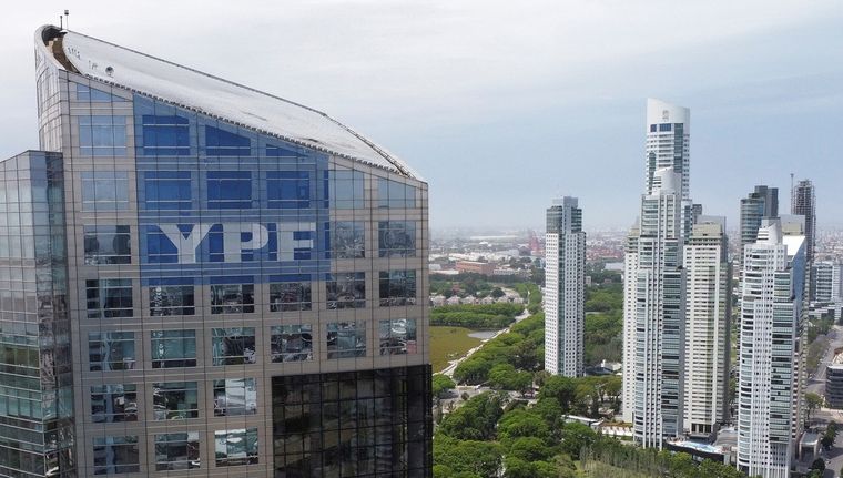 La Argentina debe pagar USD 16.000 millones el próximo 10 de enero Foto: NA