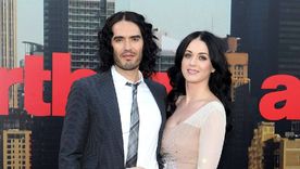 Russell Brand, ex de Katy Perry, recibió una durísima acusación en su contra.