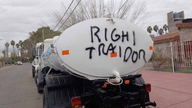 Las pintadas contra el intendente de Lavalle por sumarse a La Unión Mendocina. Foto: Gentileza