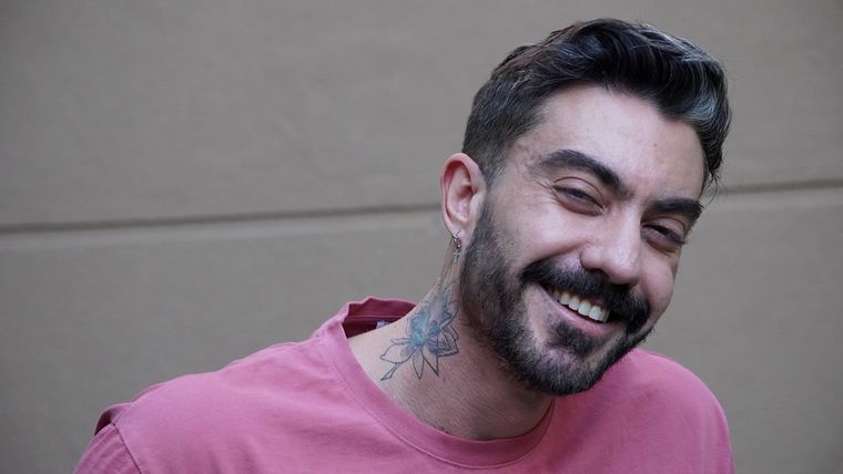 Desde los sets profesionales de alta gama hasta la producción independiente en el entorno local. Desde los sets profesionales de alta gama hasta la producción independiente en el entorno local.
