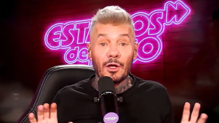 Marcelo Tinelli enfrenta cr&iacute;ticas por el enfoque humor&iacute;stico de su reality show.