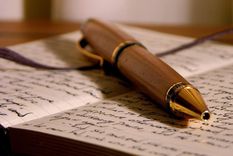 el extrano caso de la mujer que comenzo a escribir poemas el extrano caso de la mujer que comenzo a escribir poemas