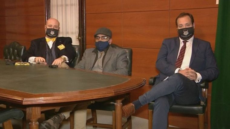 Leonardo Peiti (centro) tenía permisos lícitos para la explotación de juegos de azar en Formosa, Misiones y Paraguay