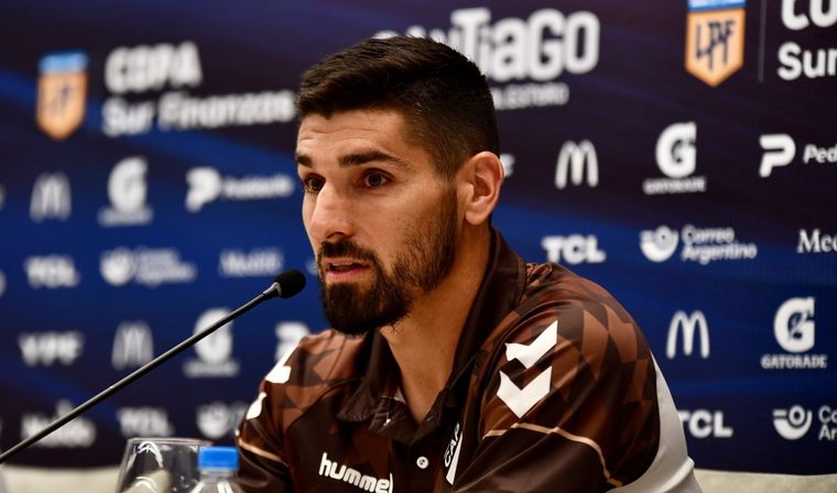 Gastón Suso se acordó de Grazzini Foto: @LigaAFA