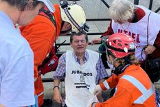 Un grupo de jubilados recibió gases lacrimógenos en la marcha de este miércoles.