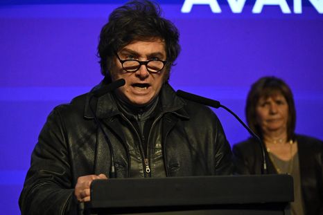 Según la encuesta de Zuban Córdoba, Milei perdió imagen en casi todos los sectores, pero entre los jóvenes mantiene un apoyo clave. Según la encuesta de Zuban Córdoba, Milei perdió imagen en casi todos los sectores, pero entre los jóvenes mantiene un apoyo clave.