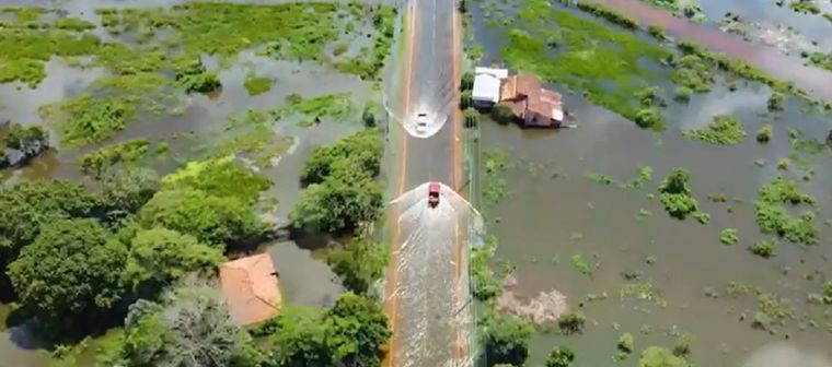 Provincia de Corrientes La creciente trajo inundaciones que obligaron a evacuar a cientos de familias Foto: Captura de video