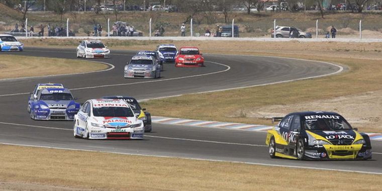 El TC 2000 está listo para rugir en el Pena. Foto: Télam
